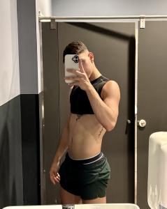 624931290: Chico busca chica en Valencia