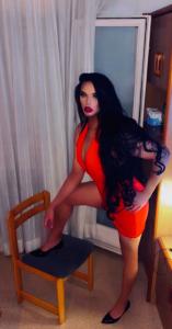 647892234: Chica busca chico en Tarragona