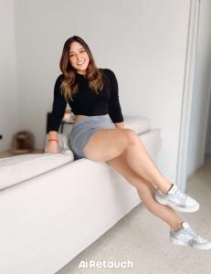 614786376: Chica busca chico en Valencia