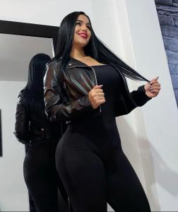 643550824: Chica busca chico en Huesca