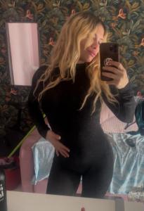 627519030: Chica busca chico en Gerona
