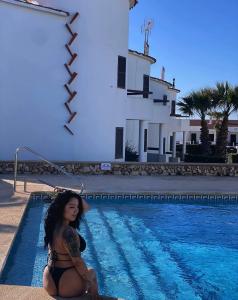 634321083: Chica busca chico en Cádiz