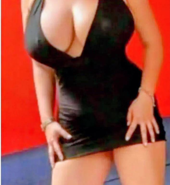 Chica busca chico en Sevilla: 