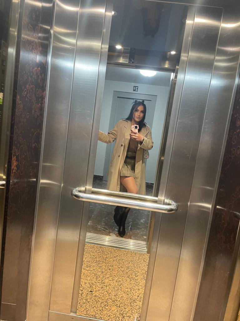 Chica busca chico en Cuenca: 