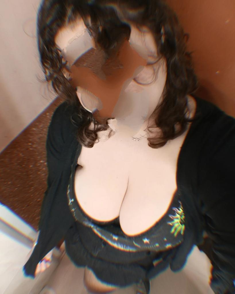 674911632: Chica busca chico en Tarragona