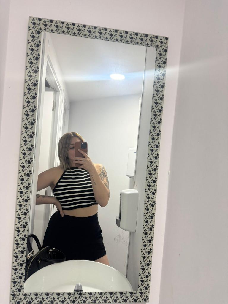 Chica busca chico en La Coruña: 