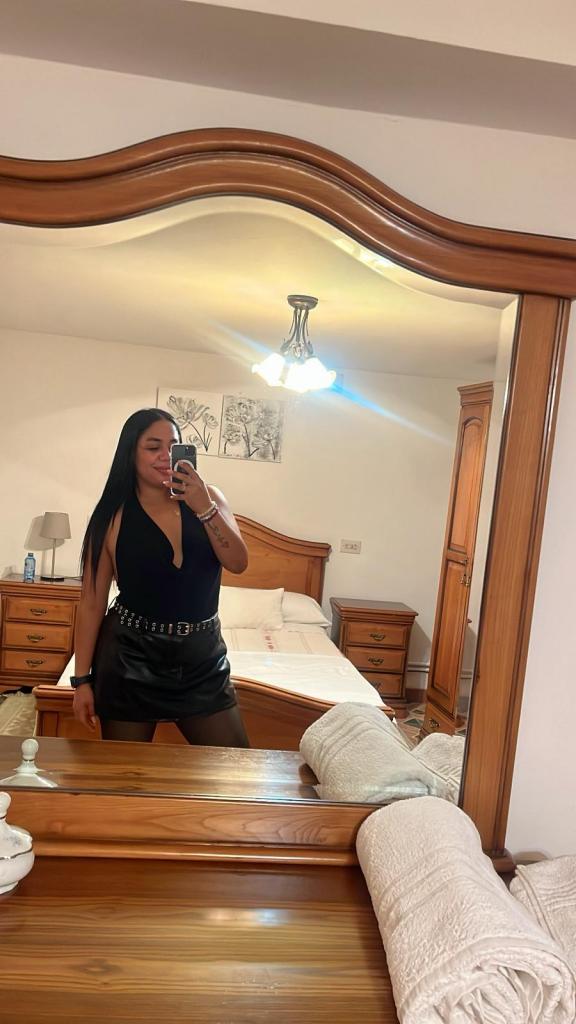633239288: Chica busca chico en Orense