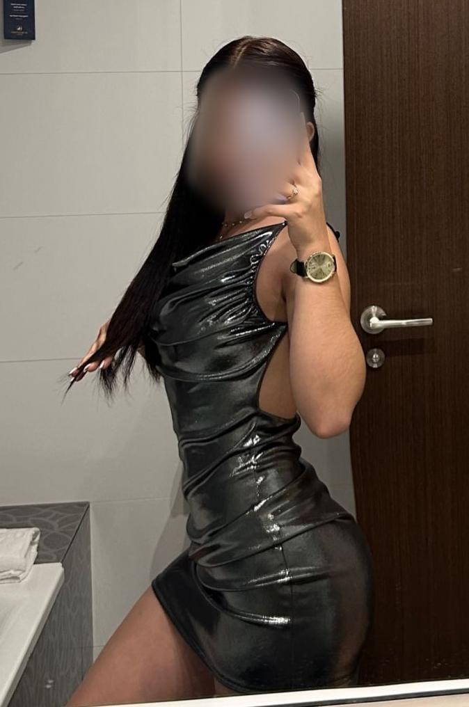 Chica busca chico en Granada: 