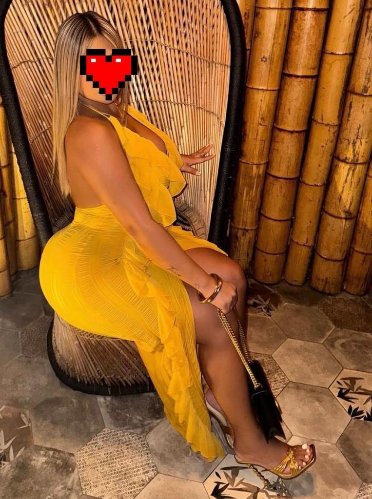 Chica busca chico en Cádiz: 