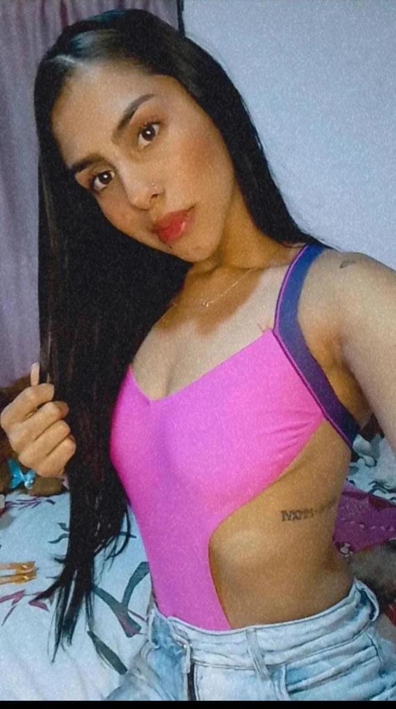 Chica busca chico en Almería: 