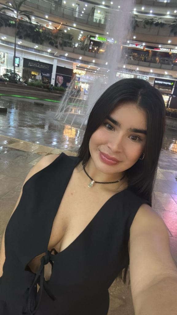 Chica busca chico en Almería: 