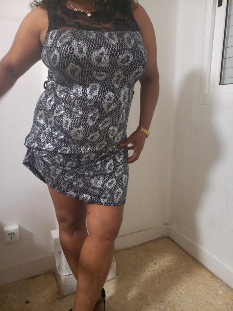 624448922: Chica busca chico en La Coruña