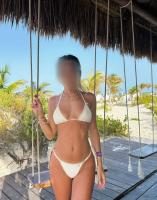 631997569: Chica busca chico en Barcelona