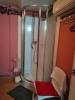 695486874: Chica busca chico en Barcelona