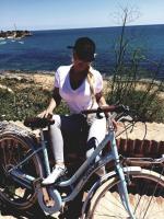 631890940: Chica busca chico en Pontevedra