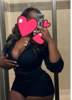 643915467: Chica busca chico en León