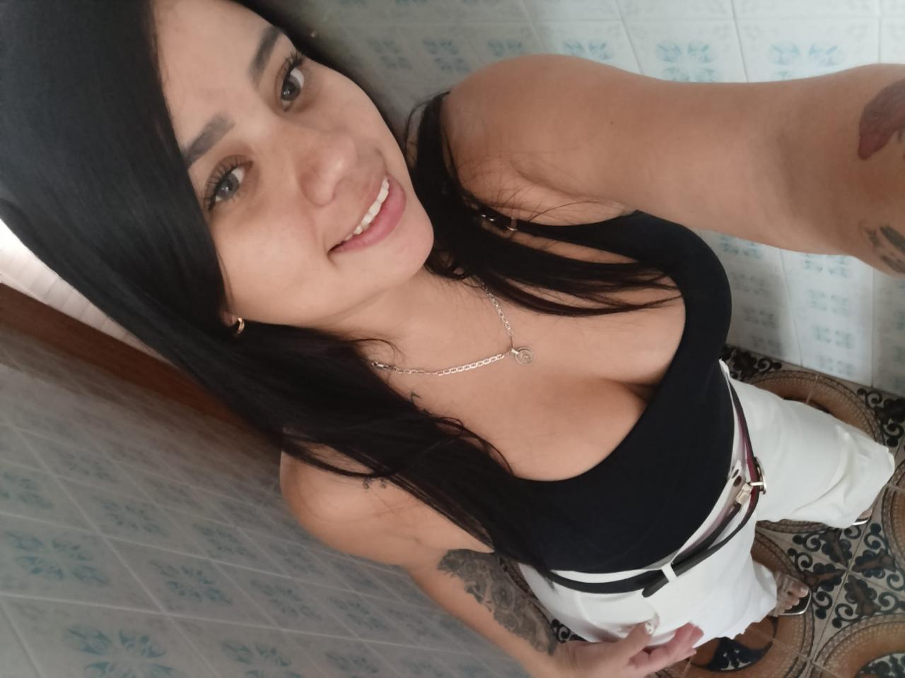 Chica busca chico en Murcia: Chica busca chico