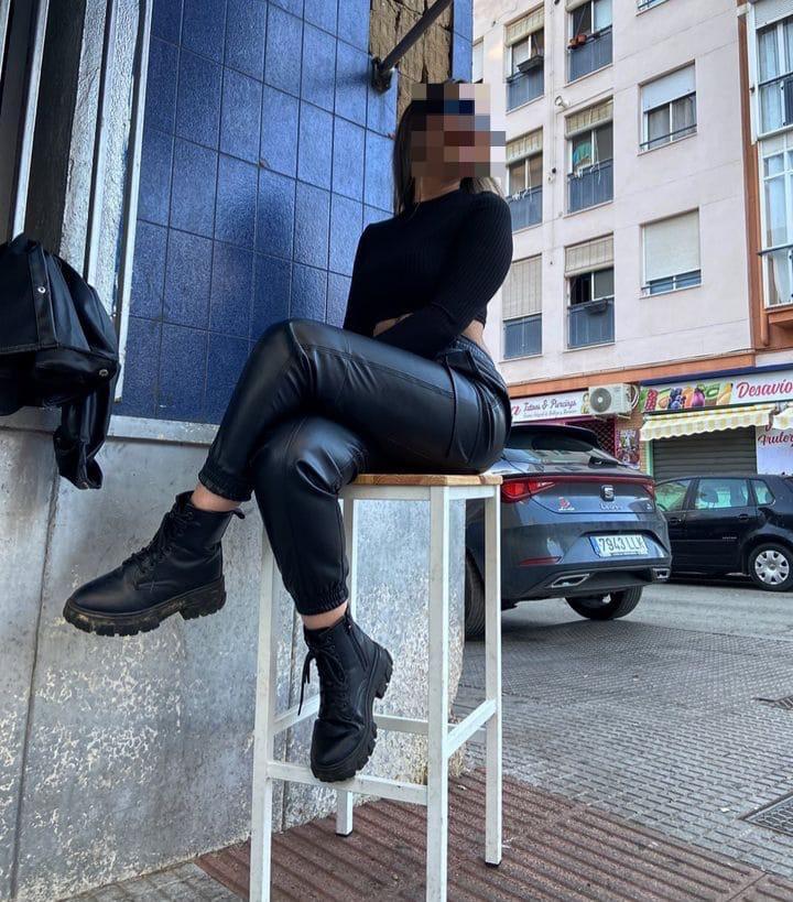 672501293: Chica busca chico en Toledo