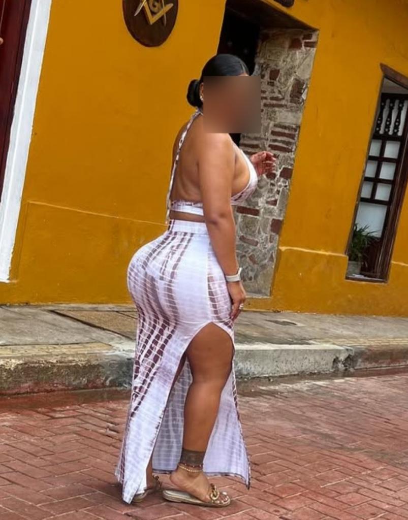 Chica busca chico en Cádiz: 