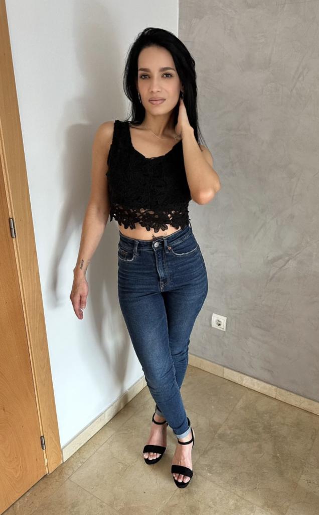 Chica busca chico en Tenerife: 