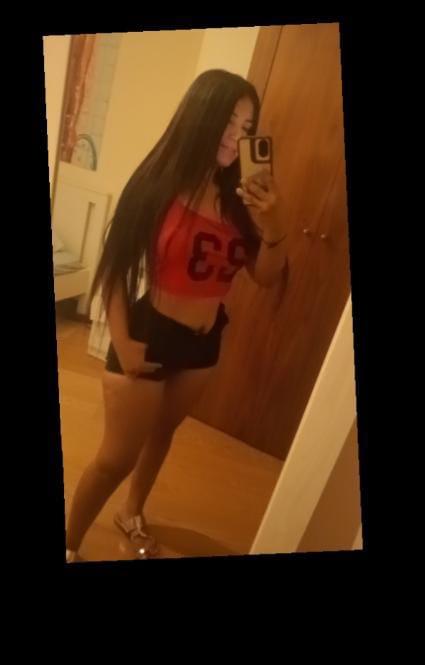 637952355: Chica busca chico en Málaga