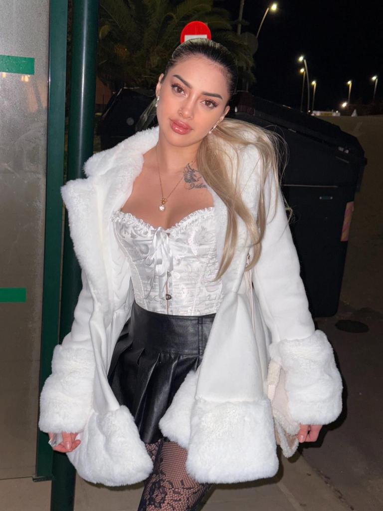 Chica busca chico en Málaga: 