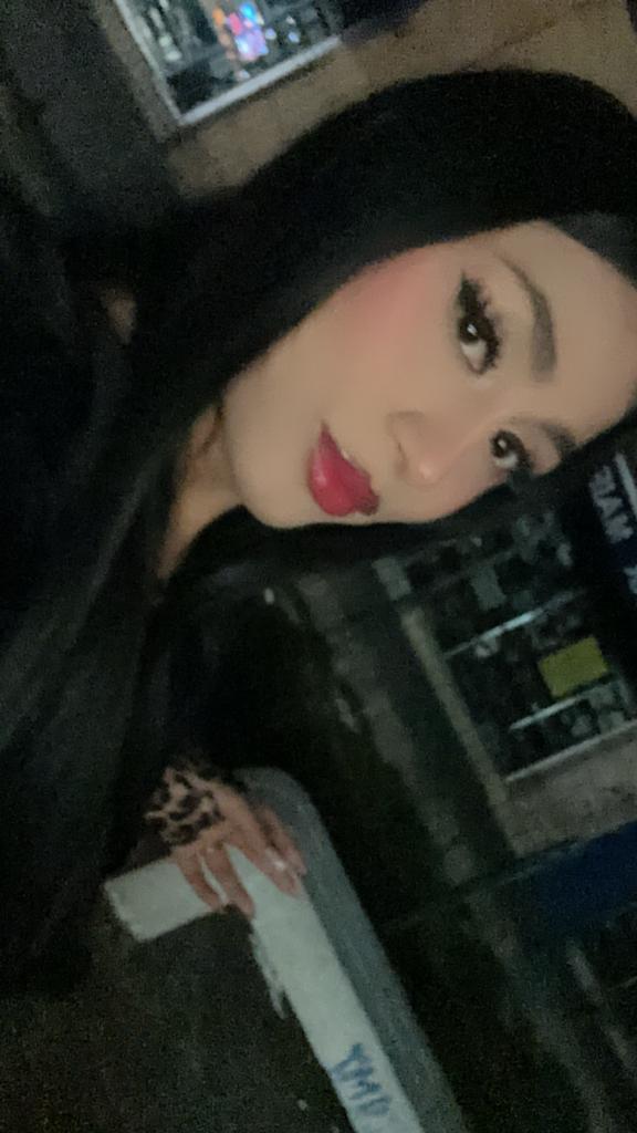 682489887: Transexual en Sevilla