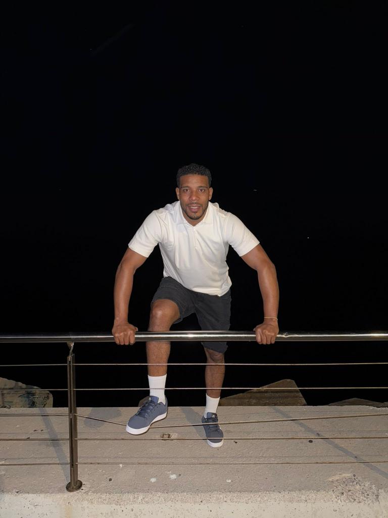 Chico busca chica en Valencia: 