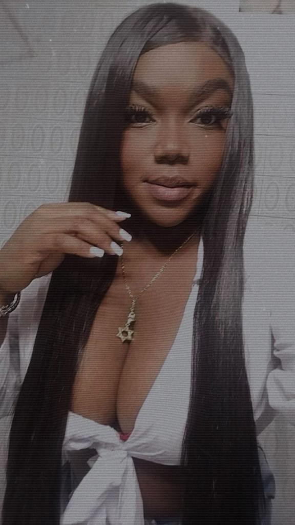 Chica busca chico en Pontevedra: 