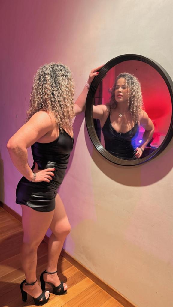 Chica busca chico en Orense: 