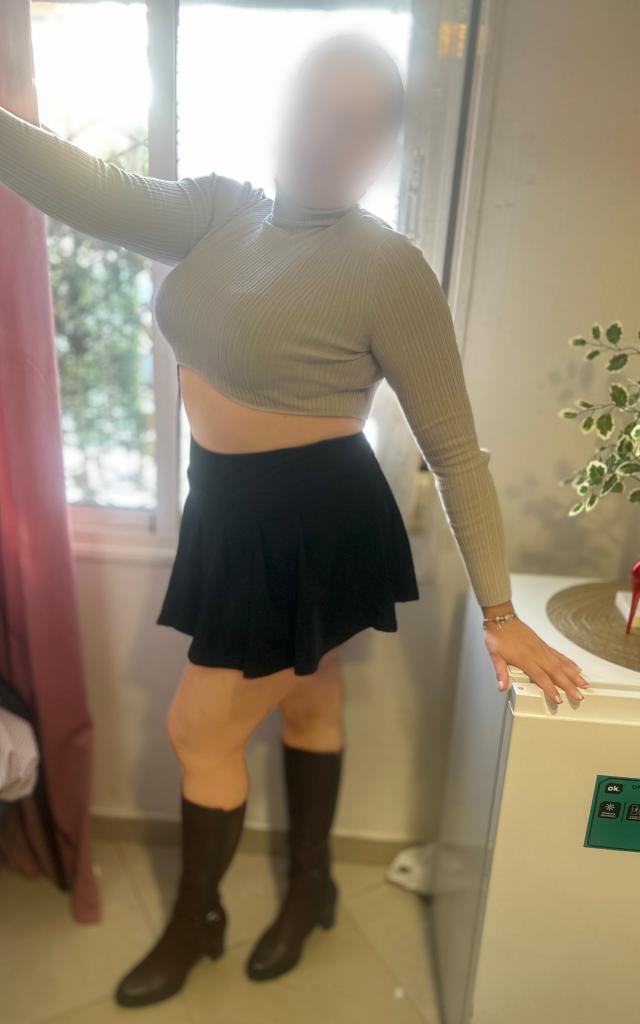 Chica busca chico en Sevilla: 