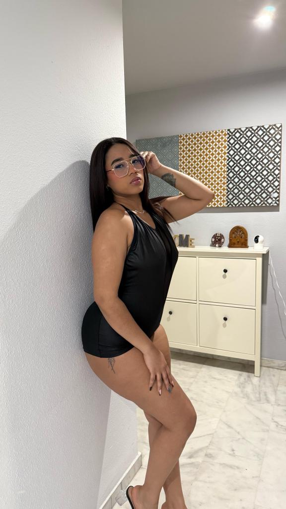 Chica busca chico en Cádiz: 