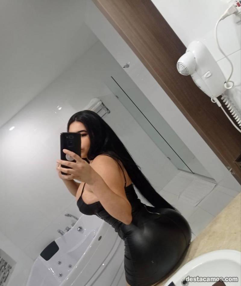 Chica busca chico en Granada: 