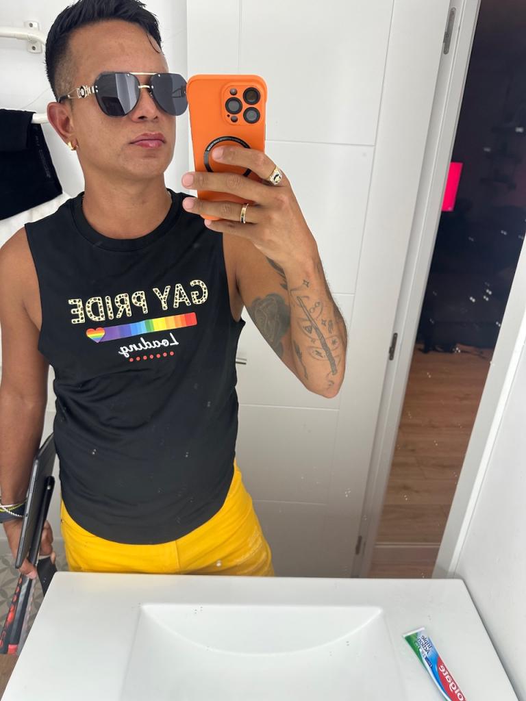 Chico busca chica en Valencia: 