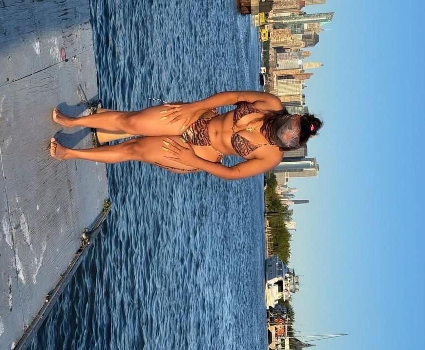 Chica busca chico en Murcia: Chica busca chico