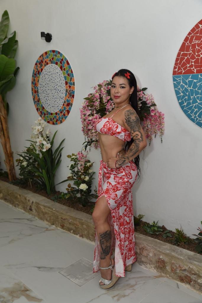 Chica busca chico en Valencia: Chica busca chico