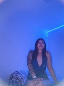 612288677: Chica busca chico en Valencia