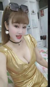 694446568: Chica busca chico en Barcelona