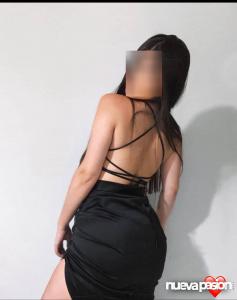 742075877: Chica busca chico en Madrid