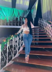 663199140: Chica busca chico en Madrid