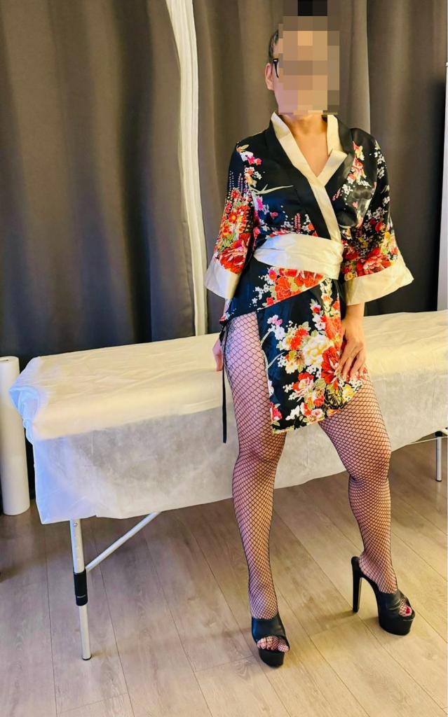 Chica busca chico en Alicante: 