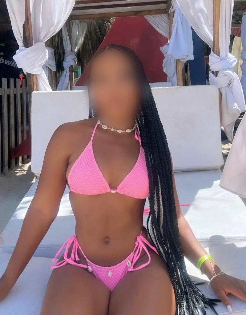 Chica busca chico en Valencia: Chica busca chico