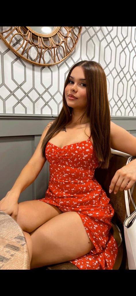 614452065: Chica busca chico en Navarra