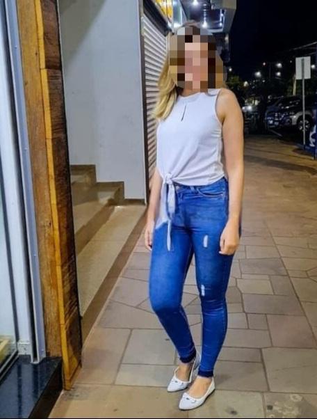 604153326: Chica busca chico en Cantabria