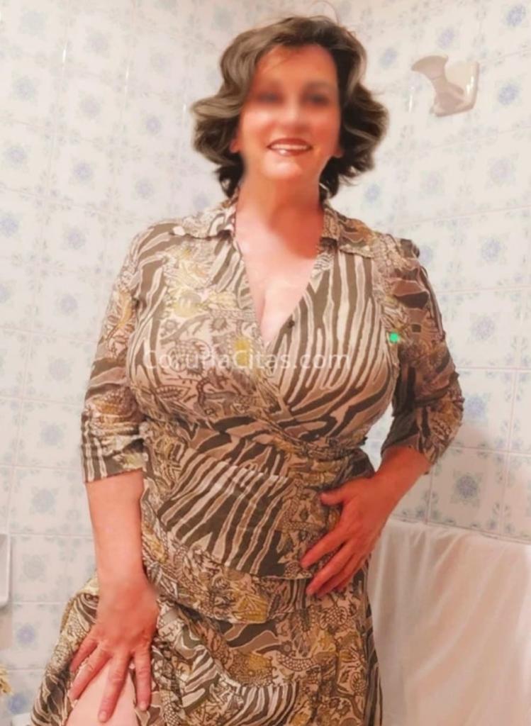 656607802: Chica busca chico en La Coruña