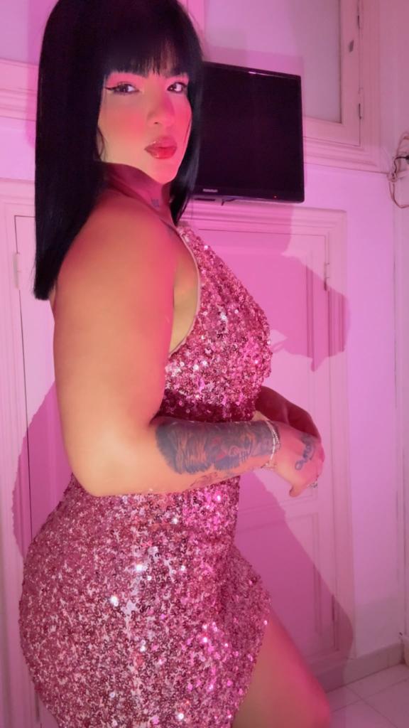 Chica busca chico en Tenerife: 