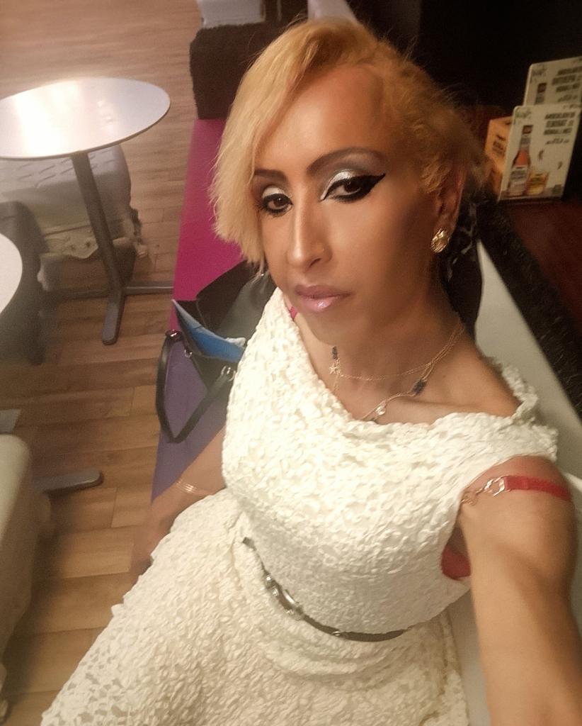 671357884: Transexual en Valencia