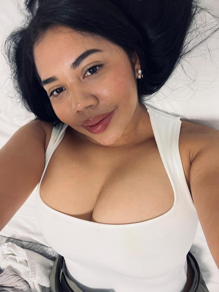 614911579: Chica busca chico en Jaén