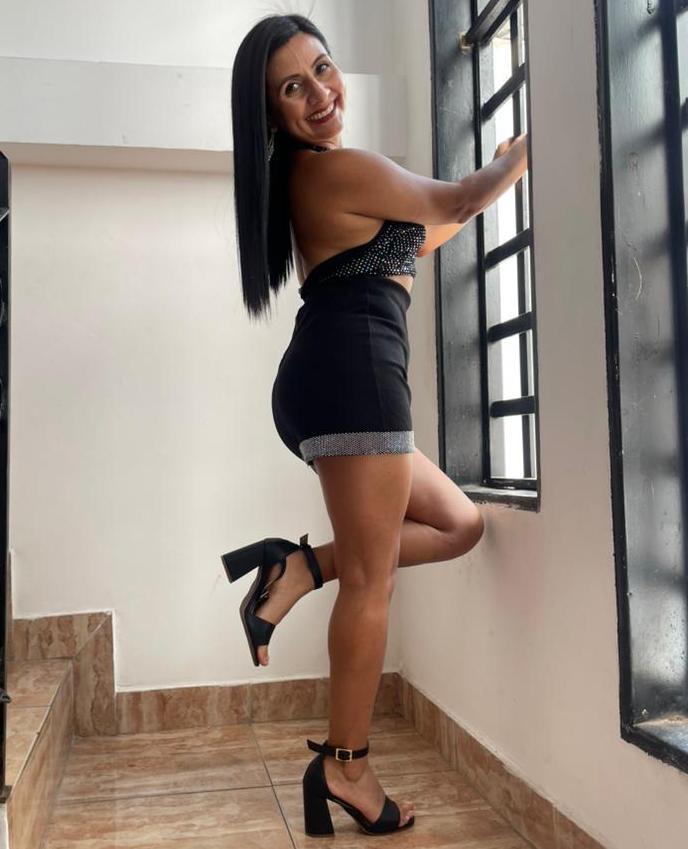 Chica busca chico en Toledo: Chica busca chico