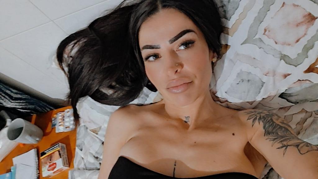 Chica busca chico en Almería: 